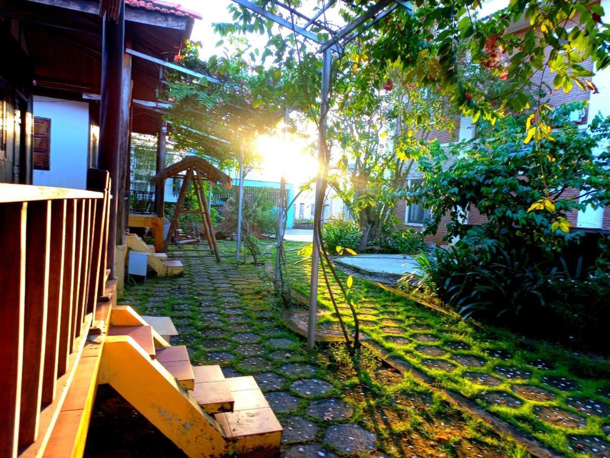 Hung Vuong Resort Дуонг-Донг Экстерьер фото