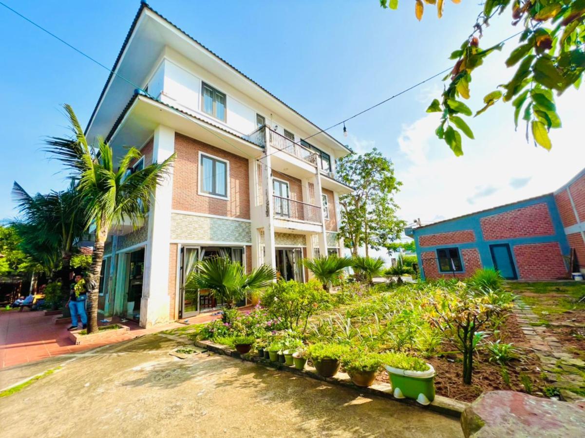 Hung Vuong Resort Дуонг-Донг Экстерьер фото