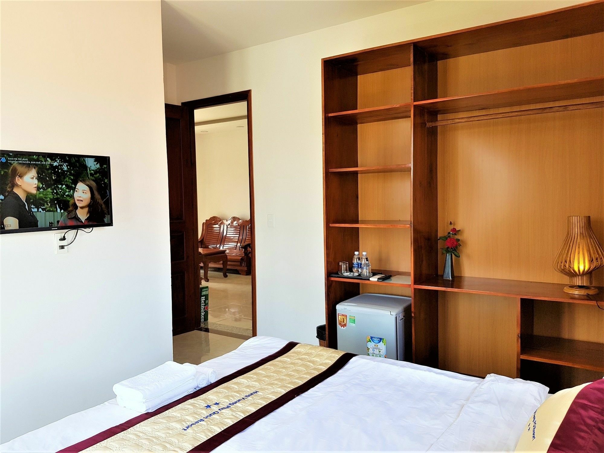 Hung Vuong Resort Дуонг-Донг Экстерьер фото